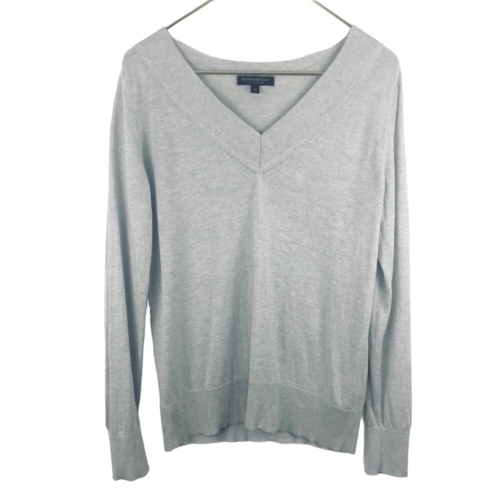 Banana Republic Silk Cashmere heather gray v-neck sweater, Small